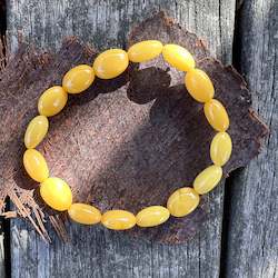 Jewellery: Butterscotch Baltic Amber bracelet