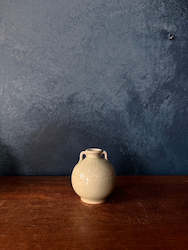 Kitchenware wholesaling: Elegant Green Celadon Vase no.4
