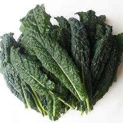 Vegetable growing: Kale, Cavolo Nero - 180g bag of little leaves