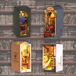 Book Nook Shelf Insert 3D Wooden Puzzle