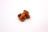Seed wholesaling: Almonds 1kg - seed and feed