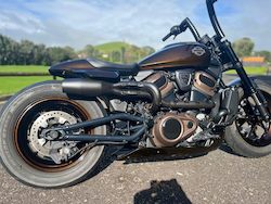 Motor vehicle part dealing - new: Harley Sportster S Custom Exhaust Black