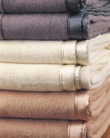 Womenswear: Silkliving Puresilk Blanket Silkbody