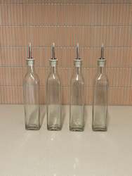 Kitchenware: Glass oil bottle set (sample)
