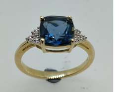 Jewellery: London Blue Topaz & Dia Ring TSJ161Y9LBTD