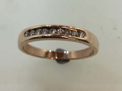Jewellery: 9ct Diamond Ring SKE328 9CT R