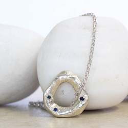 Circle Pendant - White Gold and Blue Sapphires - Large