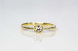 Jewellery manufacturing: Droplet Ring - 14ct Yellow Gold with White Recycled Diamond