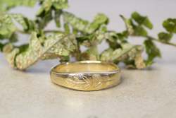 Jewellery manufacturing: Leaf Signet Ring - Yellow Gold