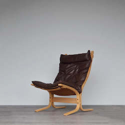 Seating: Siesta Lounge Chair by Ingmar Relling for Westnofa