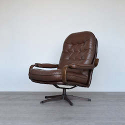 Danish Lounge Leather Swivel Chair
