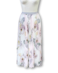 Clothing: Ted Baker. Pleat Midi Skirt - Size 0 (6/8)
