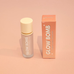 Cosmetic: Glow Bomb - Creamy Liquid Highlighter