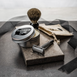 Internet only: Luxury Shaving Gift Pack - Charcoal