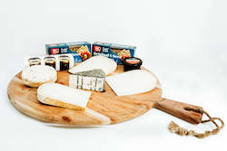 Specialised food: Best of New Zealand Artisan Cheese - Sheep, Goat and Buffalo Cheese Lover's Box