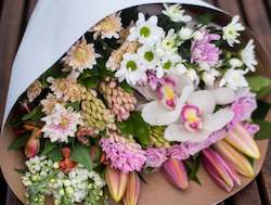 Specialised food: Art Fleur Bouquet - Florist's Selection