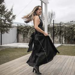 Clothing: Victoria Wrap - Black linen