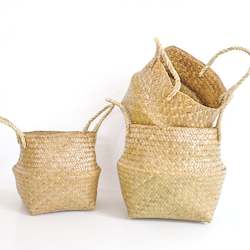Internet only: Seagrass Woven Foldable Basket Planter with free plastic inner