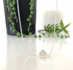Jewellery: Mini Heart Necklace