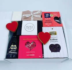 Gift Hampers For Her: Sweet Treats For My Valentine