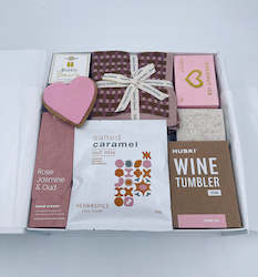 Gift Hampers For Her: Perfect Pink