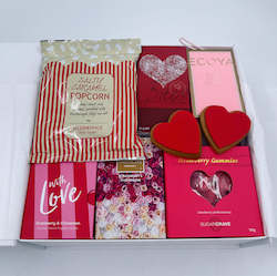 Gift Hampers For Her: Lot Of Love