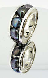 Jewellery: Fresh water black pearl ring