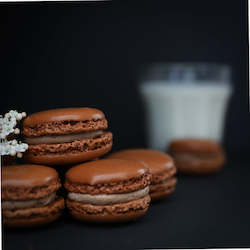 Harcourts Colection: Chocolate Macarons 12 Pack with Harcourts Box