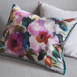 Cushions: Designers Guild Surimono Berry Cushion