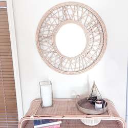 Home Decor: Round Mirror