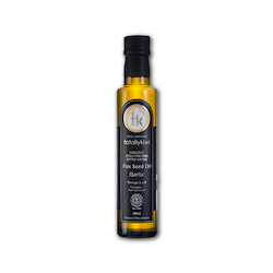 Organic Flax Seed Oil: Certified Organic Garlic Infused Flax Seed Oil