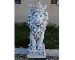 Gift: LION WITH CROWN PLANTER 85CMH