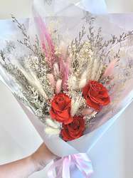 Dried flower: Forever Red Bouquet