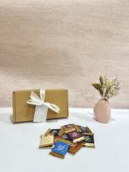 Dried flower: Odessa Floral Gift Box