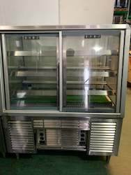 APS785 FPG INLINE-3000 Cabinet With 2 Cooling Sections Food Display in Excellent…