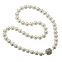 Majestic Pearl Necklace White
