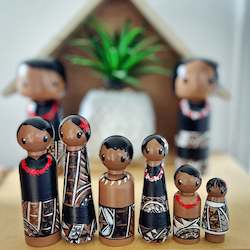 6 Peg cultural family sets
