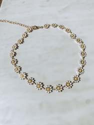 Necklace: Daisy Chain Necklace