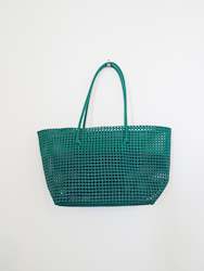 Hand Knits: Hand made shopping basket-green