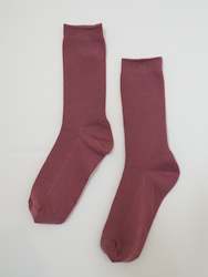 Socks: S O K K E N Ribbed socks - Rhubarb