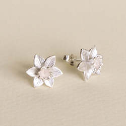 Jewellery manufacturing: Daffodil Stud Earrings
