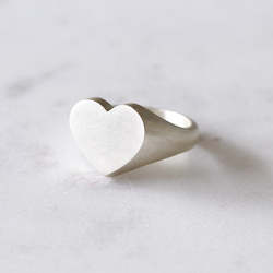 Jewellery manufacturing: Heart Signet Ring