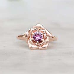 La Vie En Rose Ring/ 9ct Rose Gold, Pink Sapphire