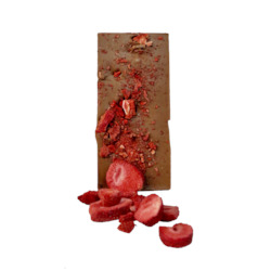 Chocolate: Strawberry Pistachio Tablette