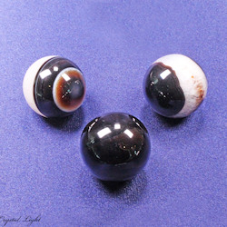 China, glassware and earthenware wholesaling: Black Agate Sphere 30mm
