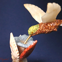 China, glassware and earthenware wholesaling: Hummingbird Sculpture