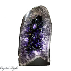 China, glassware and earthenware wholesaling: Amethyst Geode