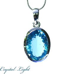 China, glassware and earthenware wholesaling: Swiss Blue Topaz Faceted Pendant