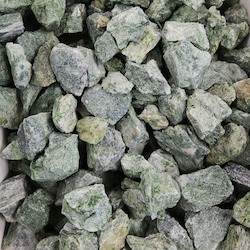 China, glassware and earthenware wholesaling: Diopside Rough/ 300g
