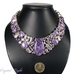 China, glassware and earthenware wholesaling: Charoite and Amethyst Necklace